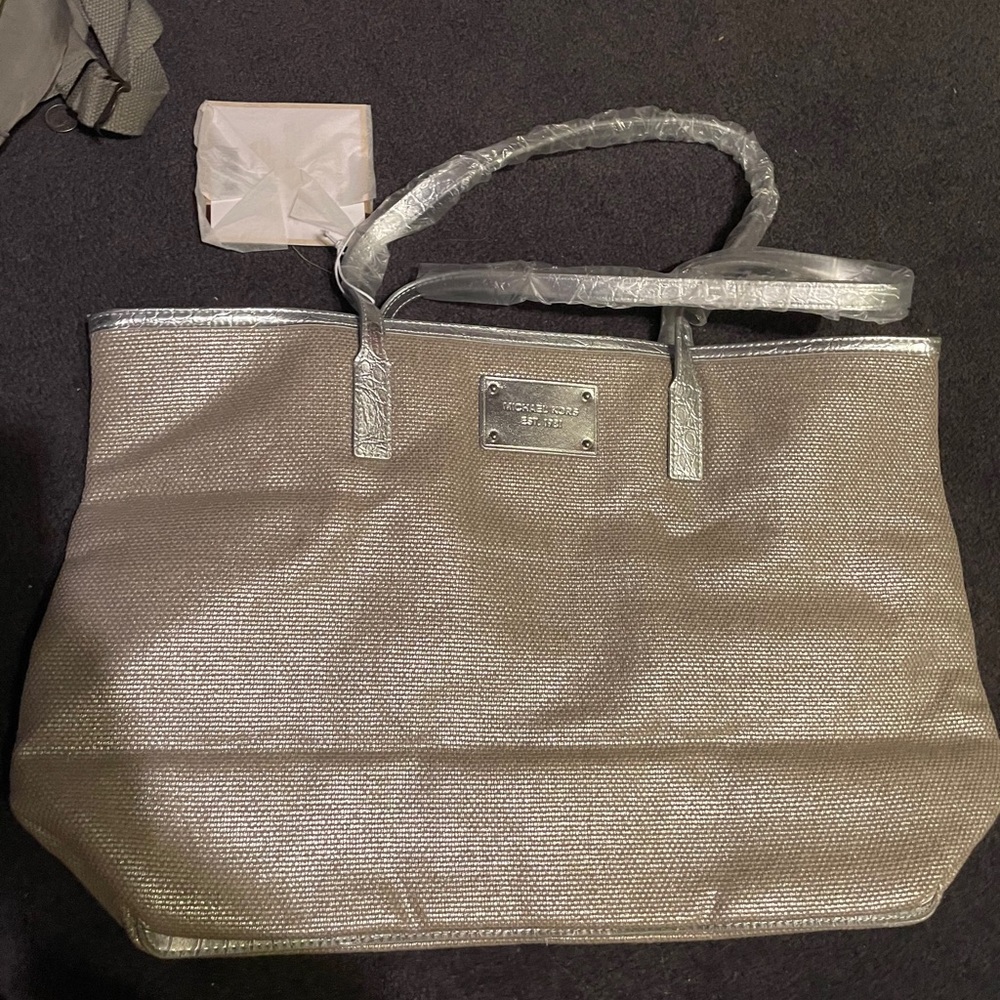 ❌TRADED❌ Michael Kors Tote